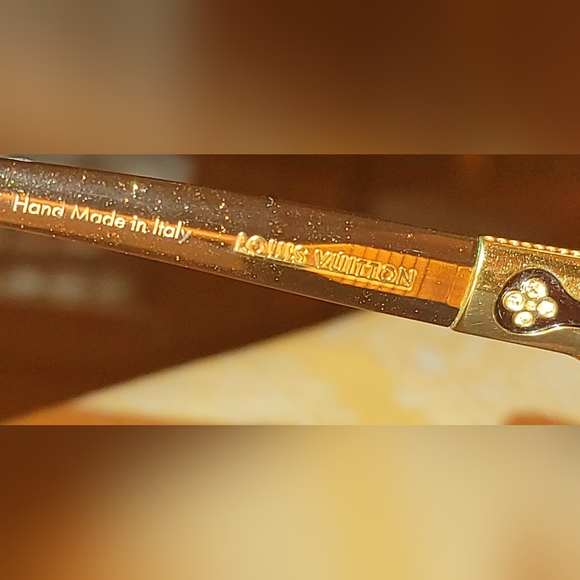 Authentic LOUIS VUITTON Brown Glitter Frame Heather Strass Sunglasses, Tortoise - Picture 7 of 16